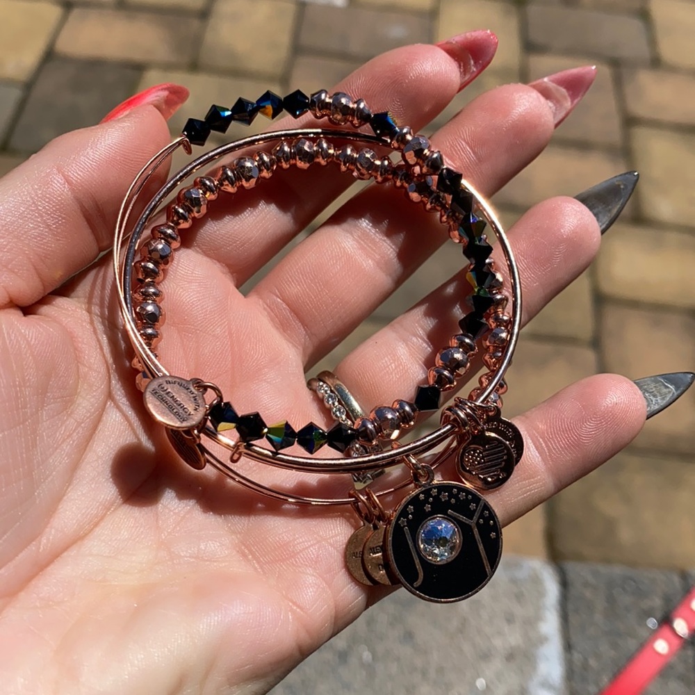 Holiday Set - image 1